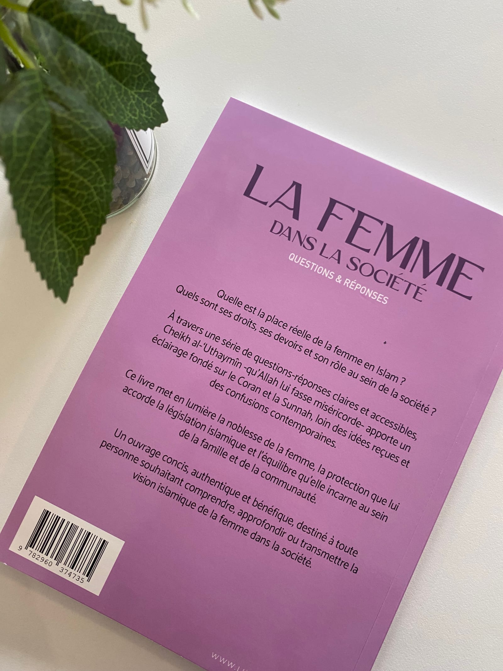 La femme dans la société  — Kitaberie, vue produit vue 2